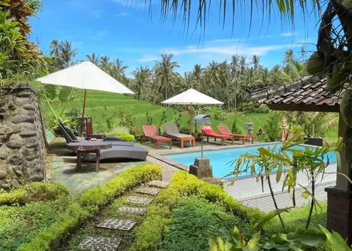 Jepun Sesandan & Retreat By Abm ロッジ *
