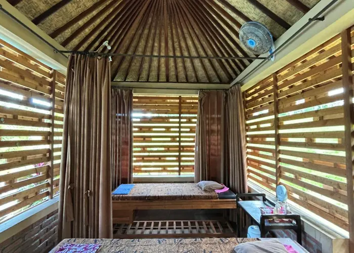 ロッジ Jepun Sesandan & Retreat By Abm *